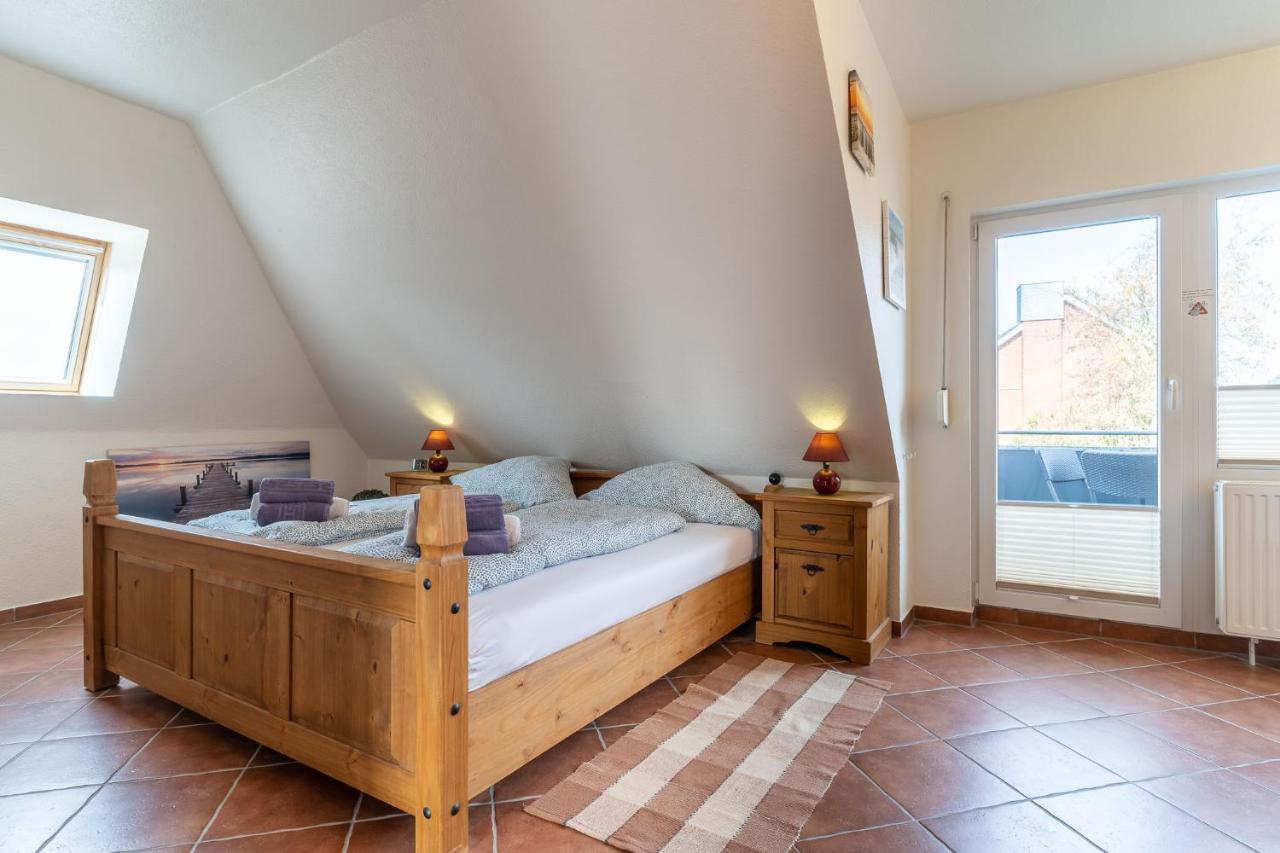 Deichgraf Apartment Busum Bagian luar foto